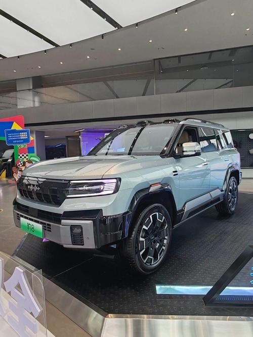 广州342比亚迪方程豹硬派越野的爆款，英菲尼迪35周年与你共成长